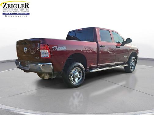 2021 RAM 2500 Tradesman Crew Cab 4x4 6'4' Box