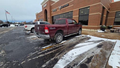 2021 RAM 2500 Tradesman Crew Cab 4x4 6'4' Box