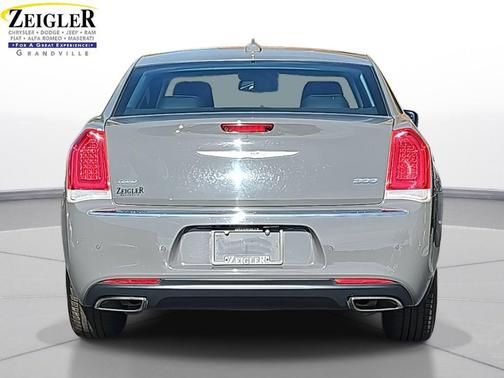 2019 Chrysler 300 Limited