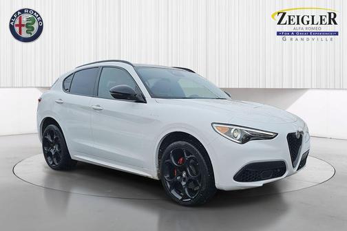 2023 Alfa Romeo Stelvio Veloce AWD