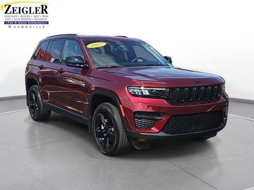 2022 Jeep Grand Cherokee Altitude