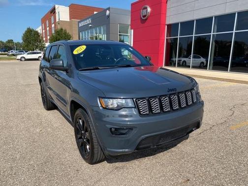 2017 Jeep Grand Cherokee Altitude