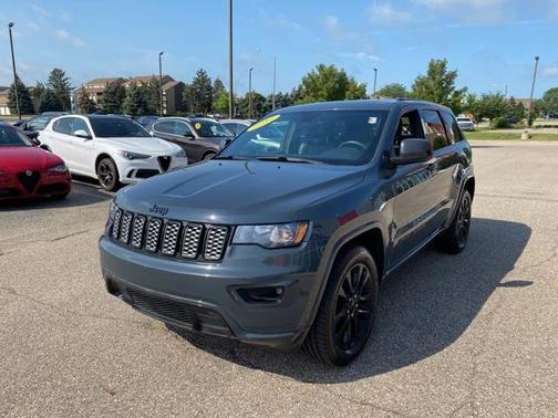 2017 Jeep Grand Cherokee Altitude
