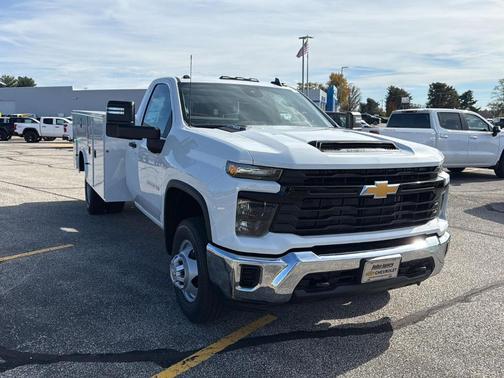 2026 Chevrolet Silverado 3500 WT
