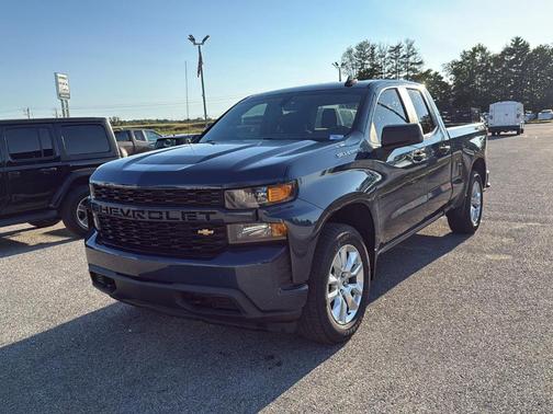 2020 Chevrolet Silverado 1500 Custom