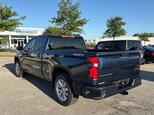 2020 Chevrolet Silverado 1500 Custom