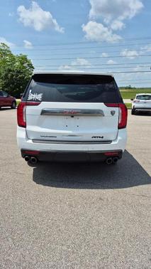 2022 GMC Yukon AT4