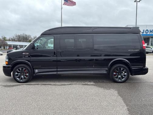 2025 Chevrolet Express 2500 Work Van