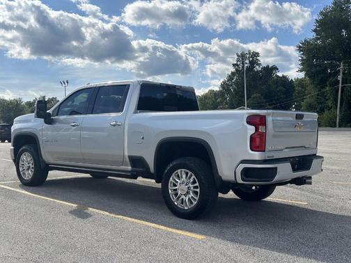 2023 Chevrolet Silverado 2500 High Country
