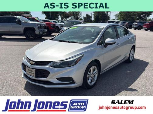 Summit White 2017 Chevrolet Cruze LT