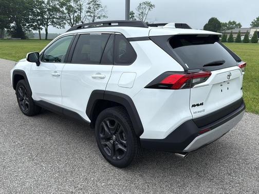 2023 Toyota RAV4 Adventure