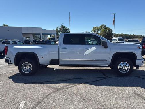 2026 Chevrolet Silverado 3500 High Country