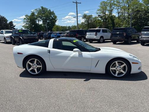 2005 Chevrolet Corvette Base