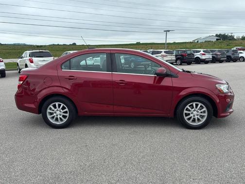 2018 Chevrolet Sonic LT