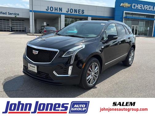 2025 Cadillac XT5 Sport