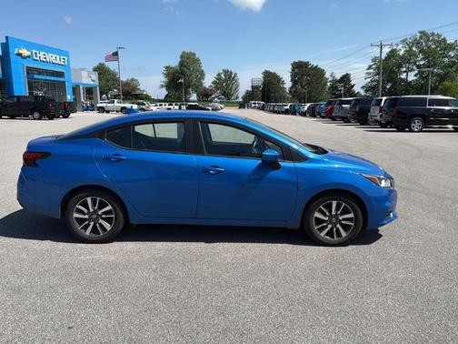 2022 Nissan Versa 1.6 SV