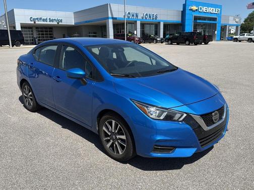 2022 Nissan Versa 1.6 SV