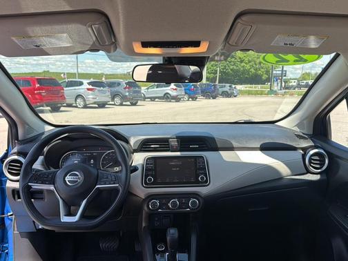 2022 Nissan Versa 1.6 SV