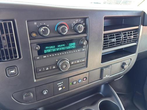 2025 Chevrolet Express 2500 Work Van