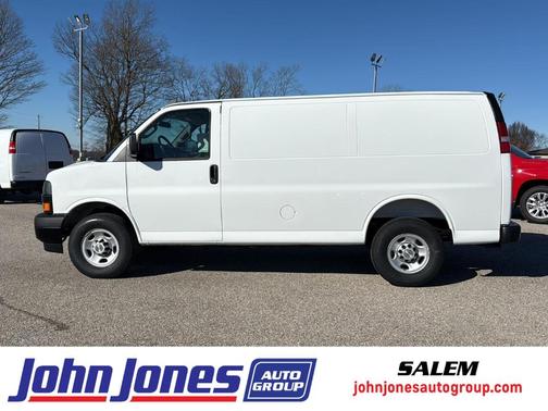 2025 Chevrolet Express 2500 Work Van