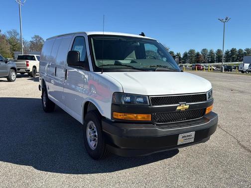 2025 Chevrolet Express 2500 Work Van