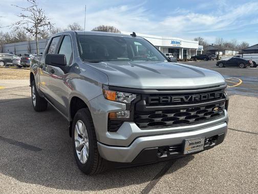 2025 Chevrolet Silverado 1500 Custom