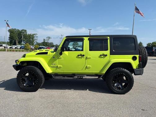 2016 Jeep Wrangler Unlimited Sahara