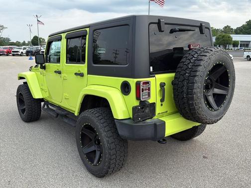 2016 Jeep Wrangler Unlimited Sahara