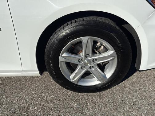 2021 Chevrolet Malibu 1LS
