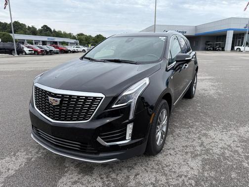 2022 Cadillac XT5 Premium Luxury