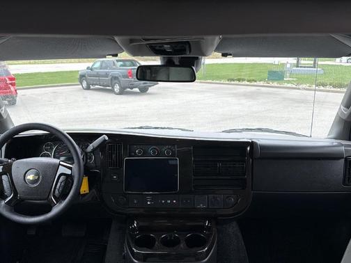 2025 Chevrolet Express 2500 Work Van