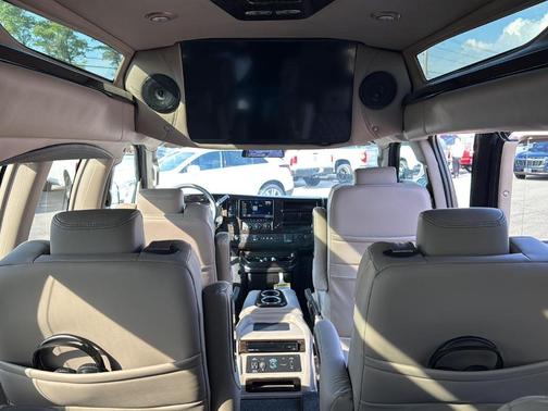 2025 Chevrolet Express 2500 Work Van