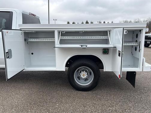 2026 Chevrolet Silverado 3500 WT