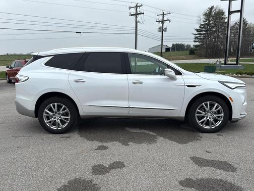 2023 Buick Enclave Premium