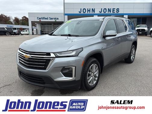 2023 Chevrolet Traverse LT Leather