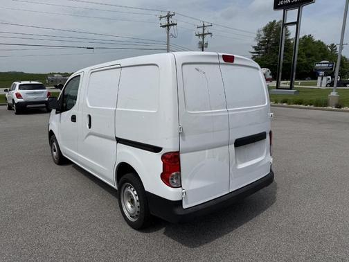 2018 Nissan NV200 S