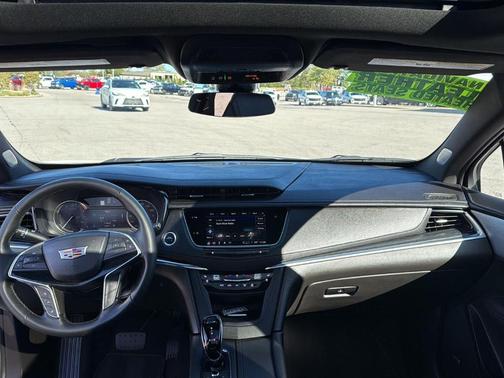2025 Cadillac XT5 Premium Luxury