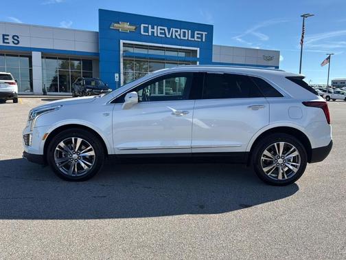 2025 Cadillac XT5 Premium Luxury