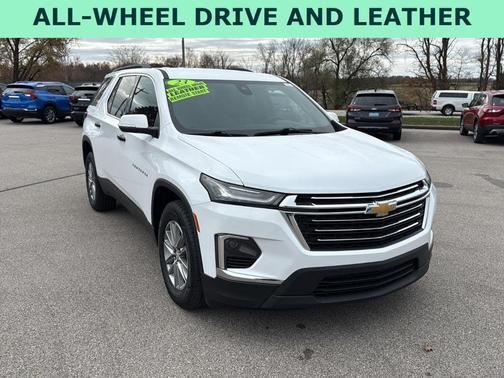 2023 Chevrolet Traverse LT Leather