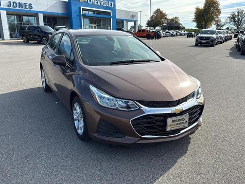2019 Chevrolet Cruze LS