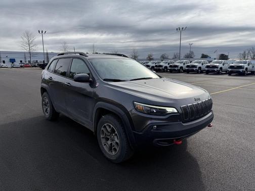 2020 Jeep Cherokee Trailhawk