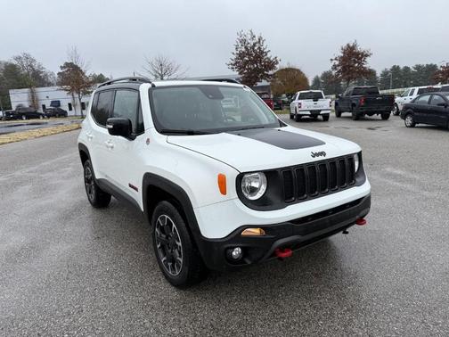 2023 Jeep Renegade Trailhawk