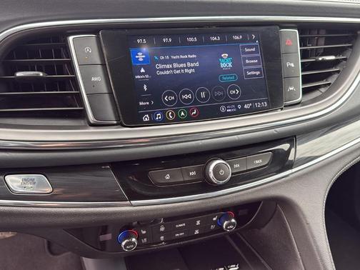 2022 Buick Enclave Premium