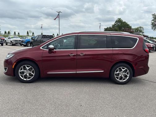 2017 Chrysler Pacifica Limited