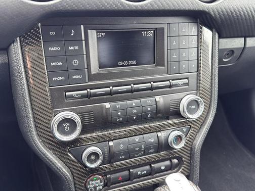 2016 Ford Mustang V6