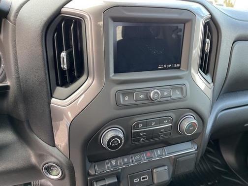 2025 Chevrolet Silverado 2500 WT