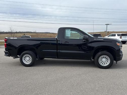 2025 Chevrolet Silverado 1500 WT