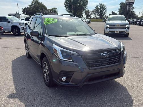 2023 Subaru Forester Premium