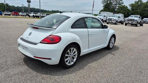 2018 Volkswagen Beetle 2.0T S