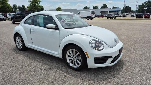 2018 Volkswagen Beetle 2.0T S